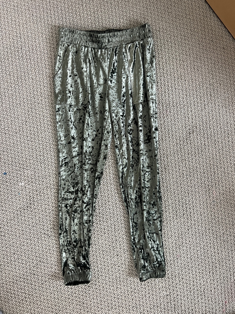 Crushed Velvet Chic Joggers All at once New York medium